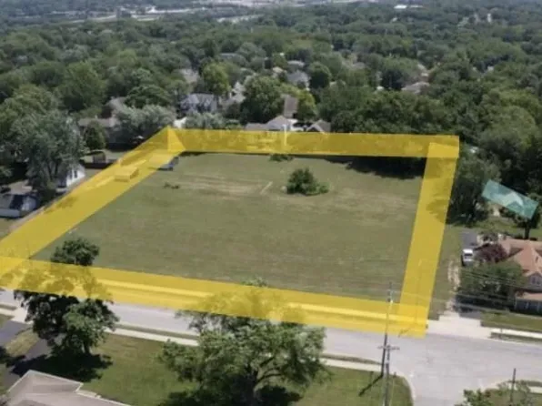 W 47th St, Shawnee, KS 66203