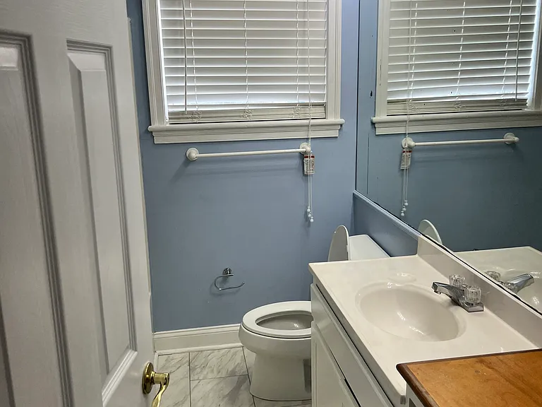 411 Carol St — Photo 6