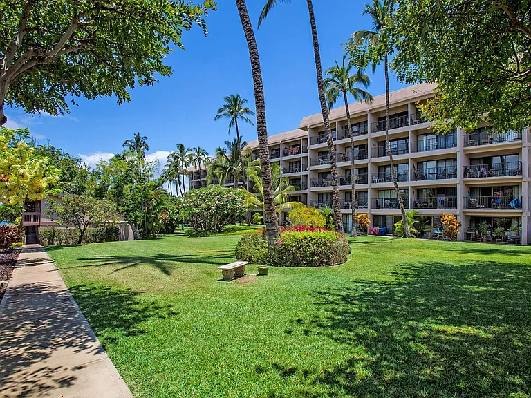 S Kihei Rd — Photo 39