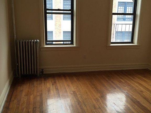 3rd image of 40-10 47th Ave #1A