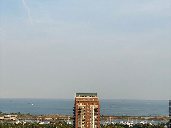 3rd image of 1720 S Michigan Ave APT 3105