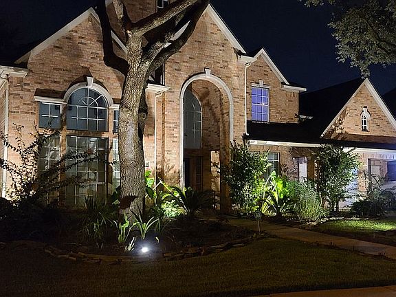 3rd image of 2030 Briarchester Dr
