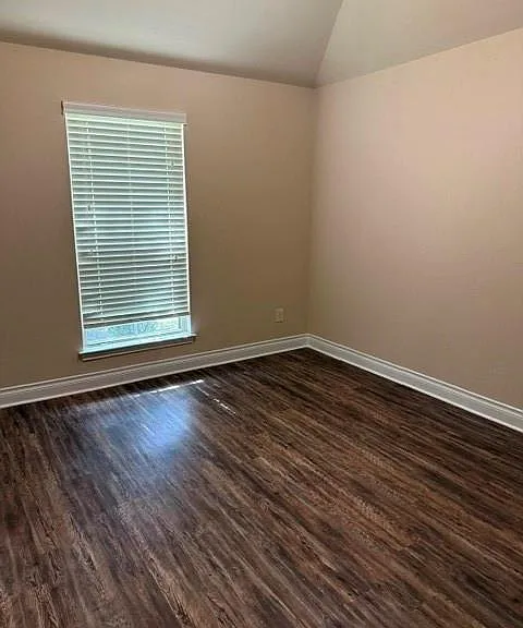 16923 Lumberton Dr — Photo 16