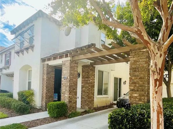 42155 Calabria Dr, Temecula, CA 92591