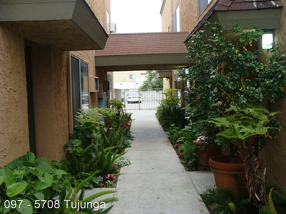 2nd image of 5708 Tujunga Ave APT 7