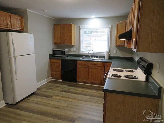5th image of 1115 W Gregory St