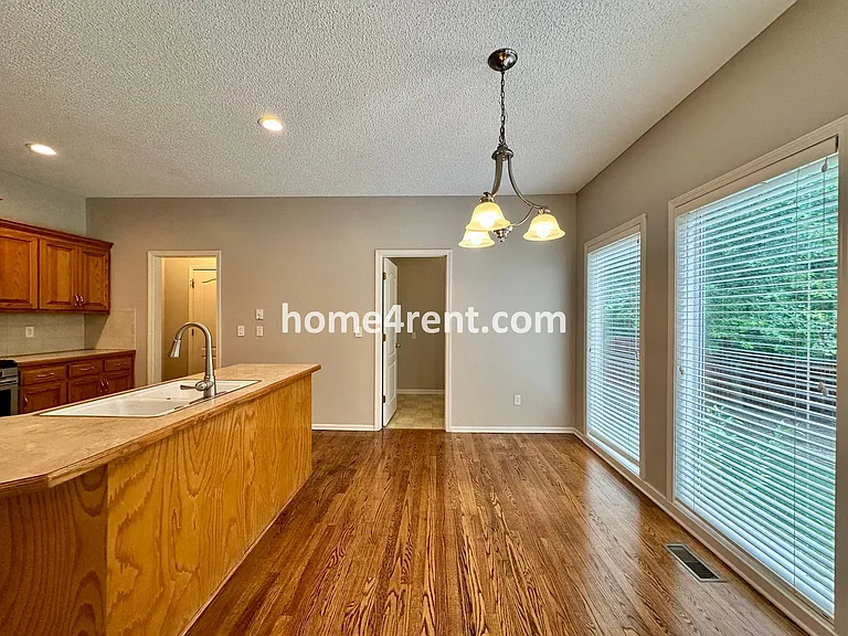 17825 W 160th St — Photo 17