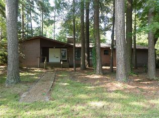 121 W Oliver St, Whiteville, NC 28472