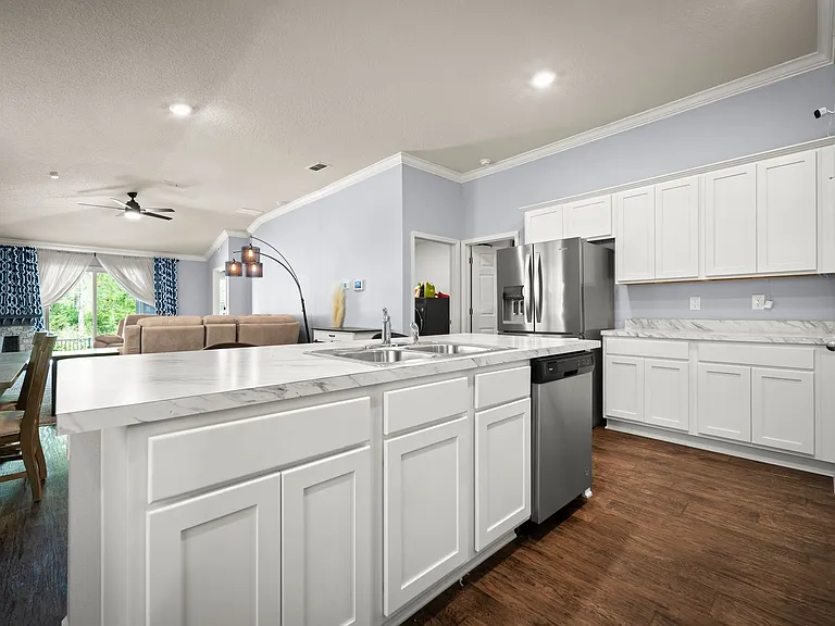 6092 Bucking Bronco Dr — Photo 8