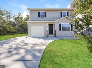 884 3rd St, Stone Mountain, GA 30083