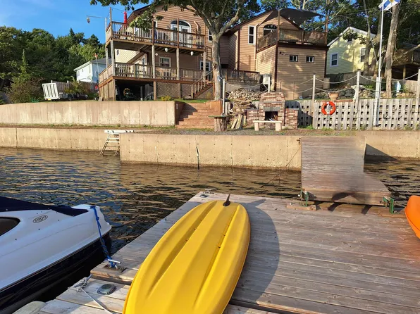 149 Todds Island Rd, Halifax, NS B3Z 2C6