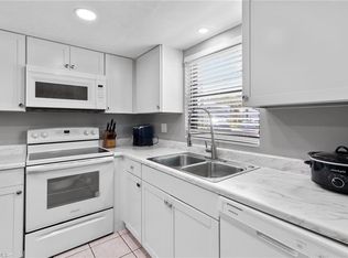 28180 Pine Haven Way APT 42, Bonita Springs, FL 34135