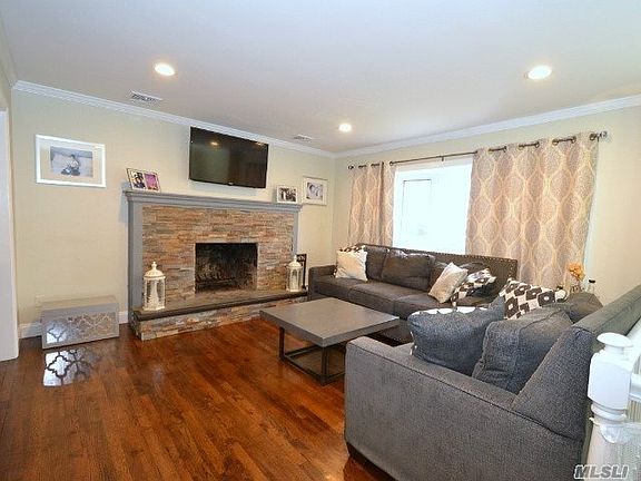 2nd image of 172 Avenue B