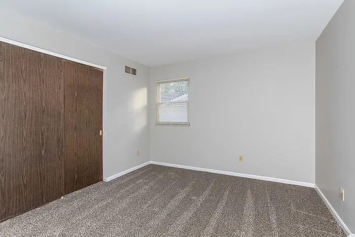 1701 Collinspark Ct — Photo 6