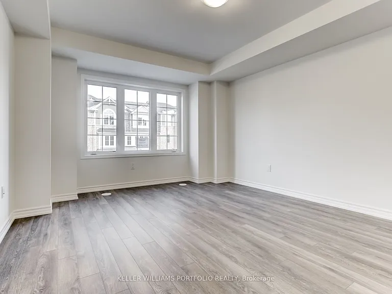 7 Bluegill Cres — Photo 9