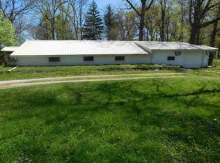 6901 Koester Dr, Fort Wayne, IN 46819