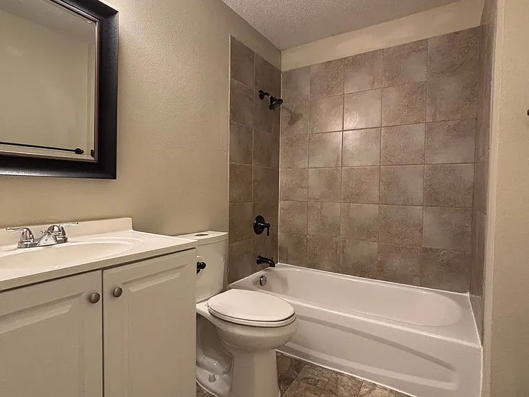 10545 SW Tranquil Way — Photo 23