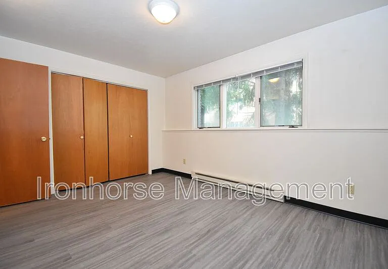 813 W Villard St #70 — Photo 15