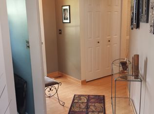 1435 Exeter Ln, South Elgin, IL 60177