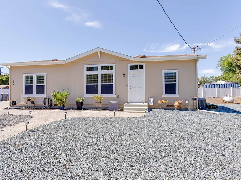 246 Cassou Rd — Photo 1