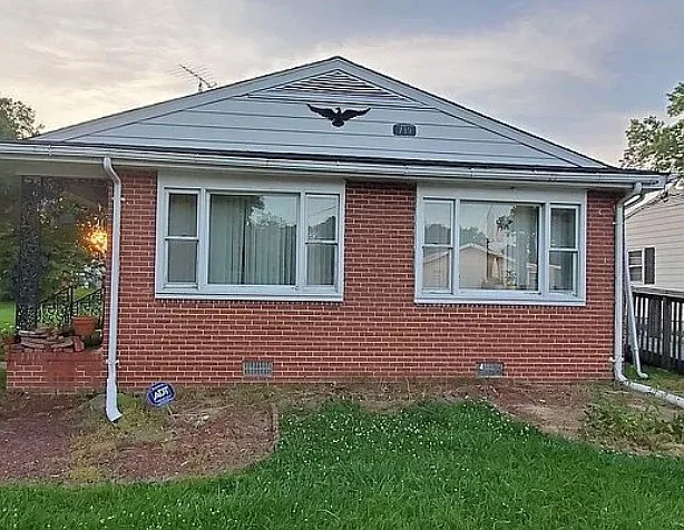 3 bed, 1068 sqft, $1,550 — Photo 2