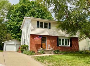 1511 Roosevelt Dr, Atlantic, IA 50022