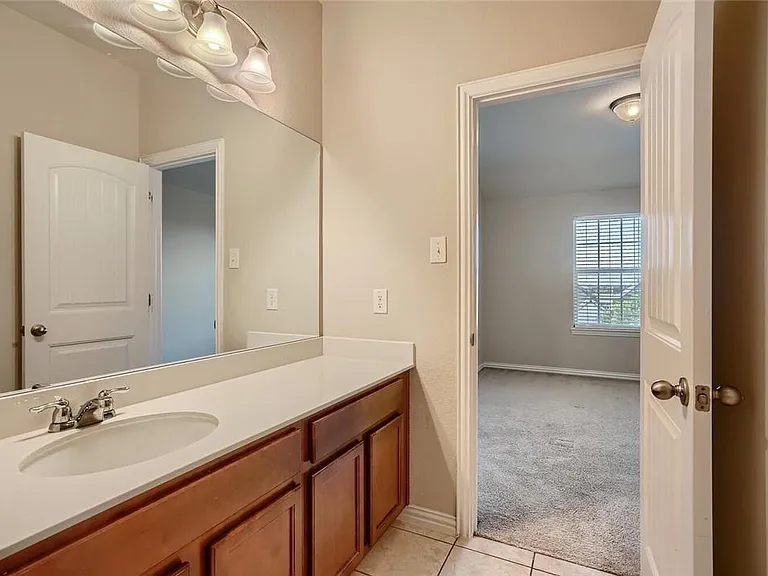 908 Hartman Dr — Photo 23
