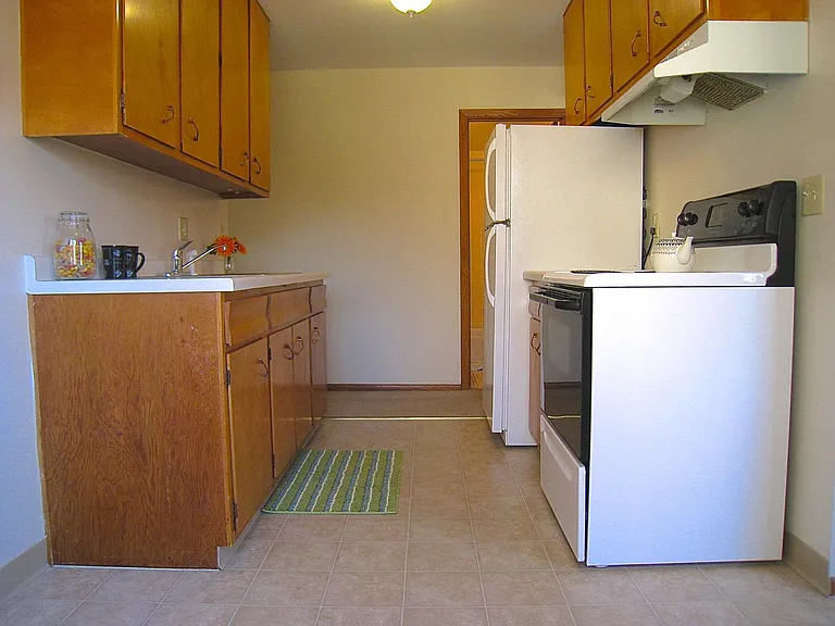 Davern Park Apartments — Photo 22