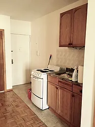 Rented by Warren T Real Estate Corp.