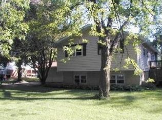 21W191 Everest Rd, Lombard, IL 60148