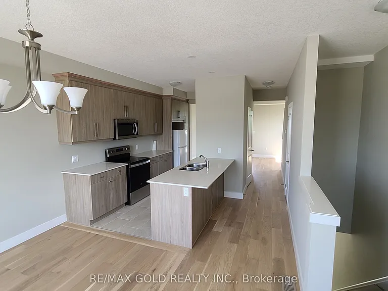 177 Edgevalley Rd #152 — Photo 10