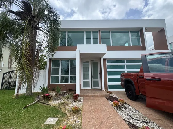 L11 Brisas De Montescasino C Siboney, Toa Alta, PR 00953
