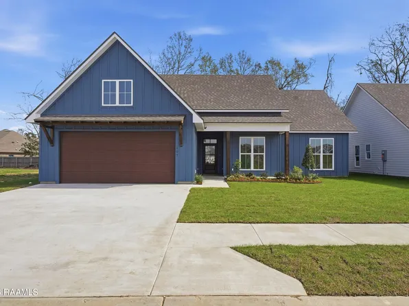 107 Stapleton Dr, Carencro, LA 70520