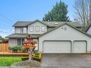 33410 SW Meadowbrook Dr, Scappoose, OR 97056