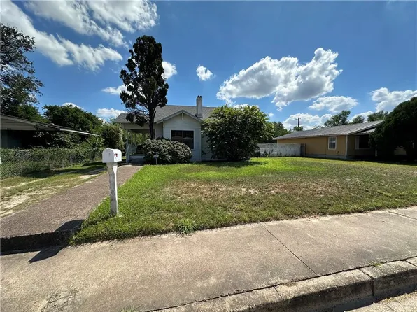 210 S 11th St, Donna, TX 78537