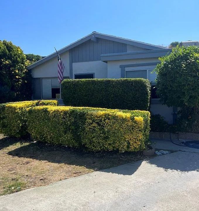 1st image of 10129 Lakeland Dr