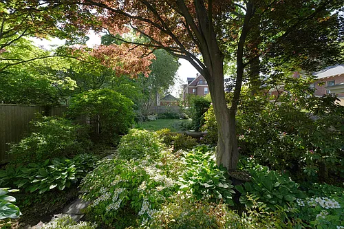 104 Neal St Photo 1