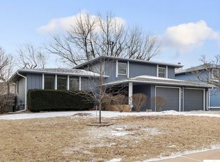 2811 Century Rd, Bellevue, NE 68123