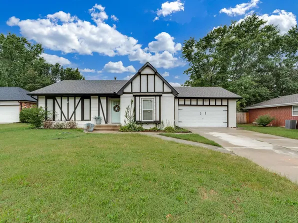 1009 S Cypress St, Wichita, KS 67207