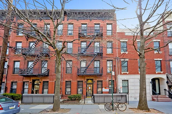 Sold by Fillmore | media 9