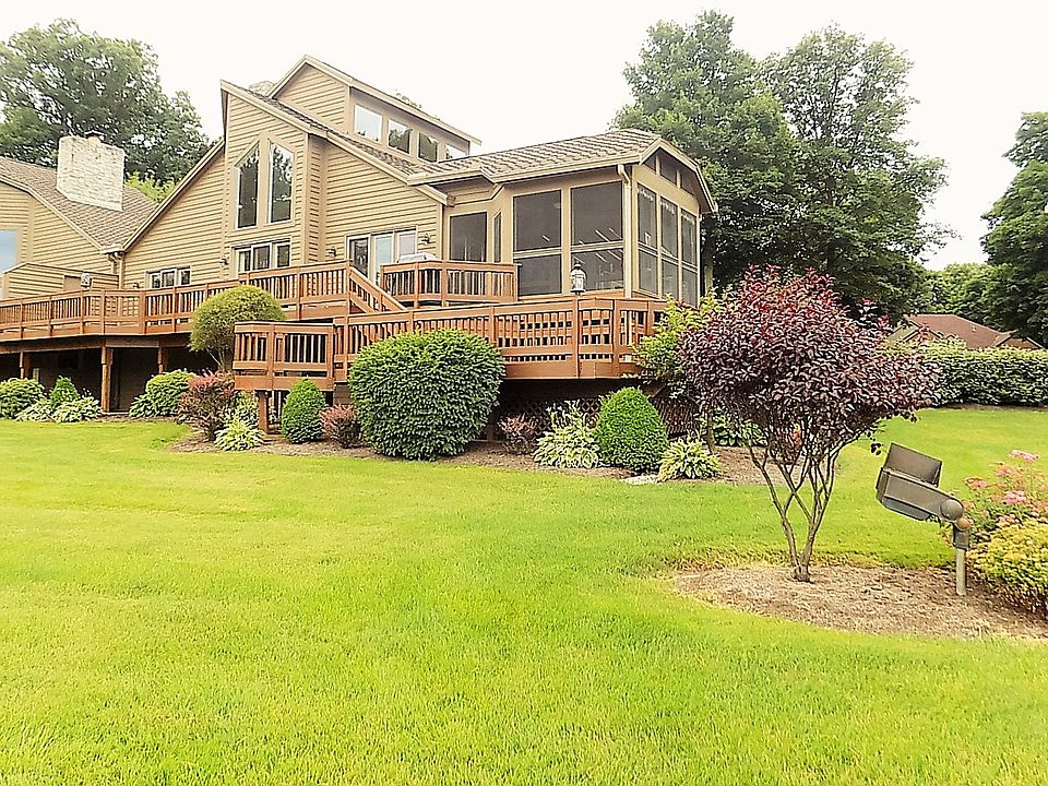 1st image of 6464 Country Club Dr