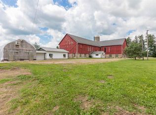 13901 5th Ln, Athens, WI 54411