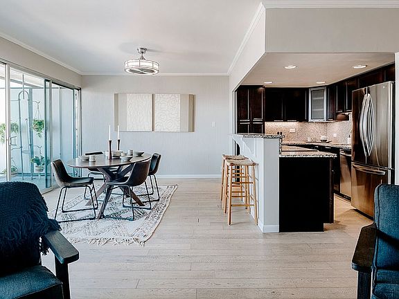 5th image of 888 Logan St #11A