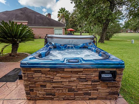 5th image of 8123 Whirlaway Elm Dr