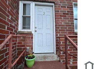 966 Mount Olivet Rd NE #2, Washington, DC 20002