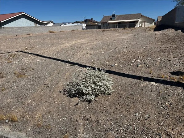 2221 Casa Del Sol St #39, Needles, CA 92363