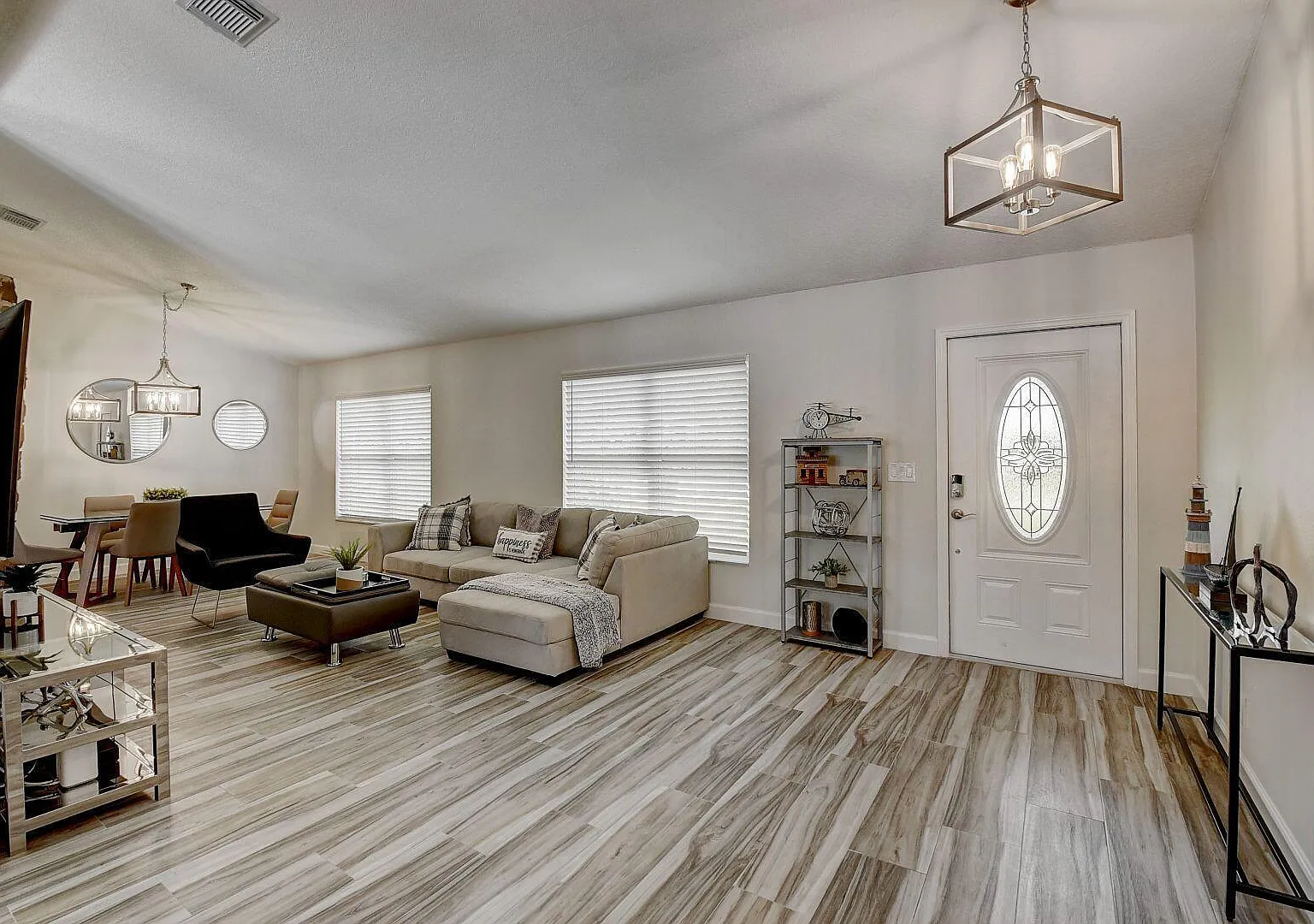 3 bed, 2.0 bath, 1626 sqft, $9,500 — Photo 4