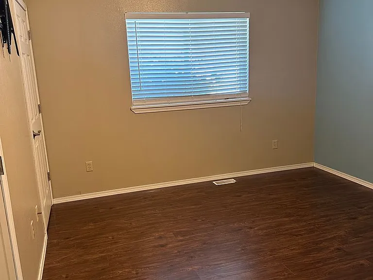 9177 Space St NE — Photo 10