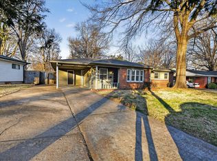 5070 Quince Rd, Memphis, TN 38117