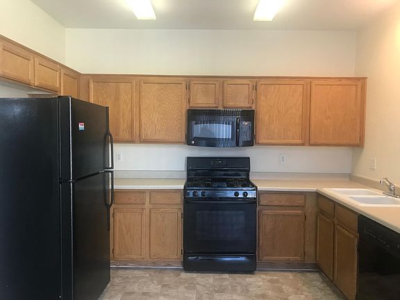 3rd image of 2617 Calico Hearts Ct